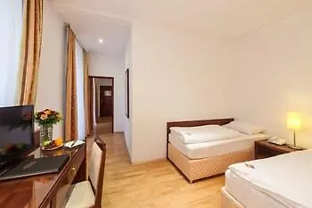 Garner By Ihg Hotel