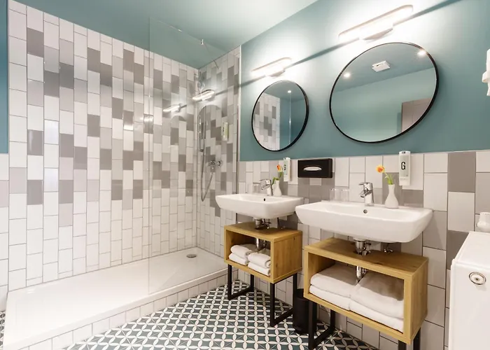 Garner By Ihg 3*
