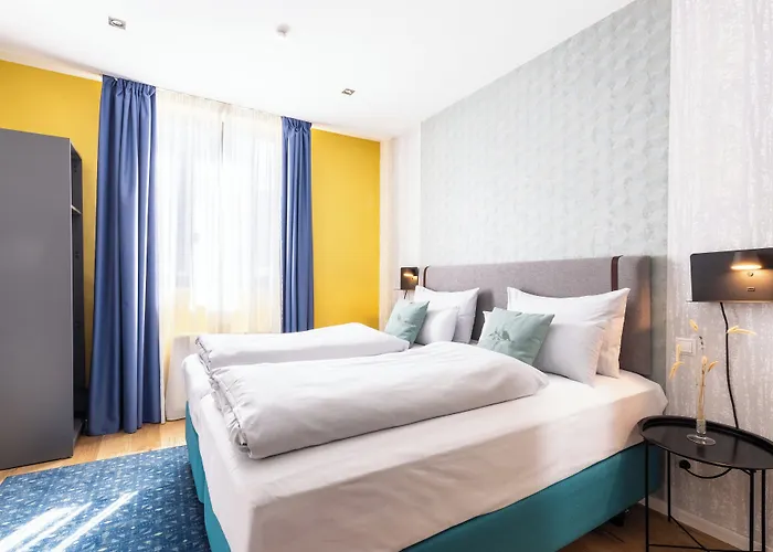 Hotel Garner By Ihg 3*