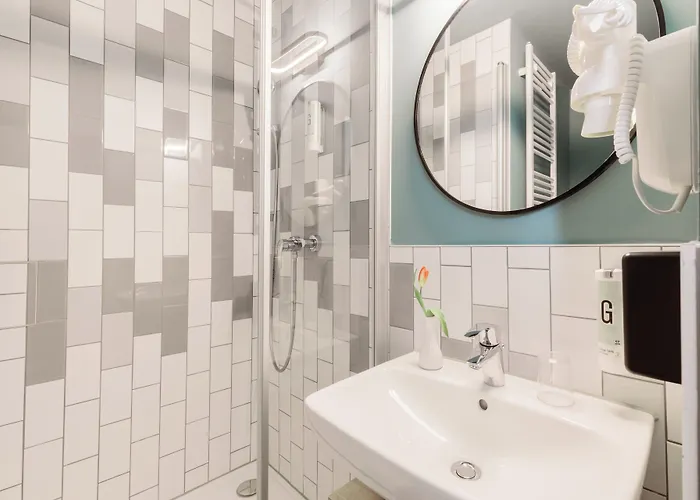 Garner By Ihg Hotel 3*
